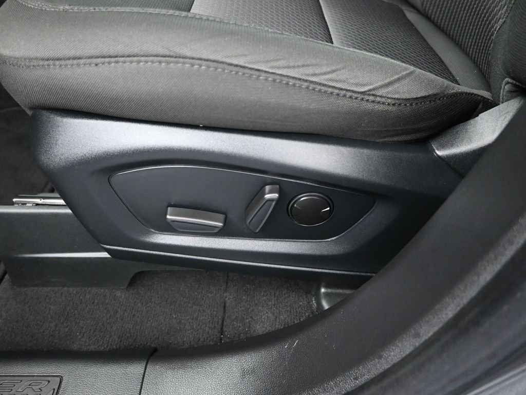 Certified 2023 Ford Explorer XLT image 18