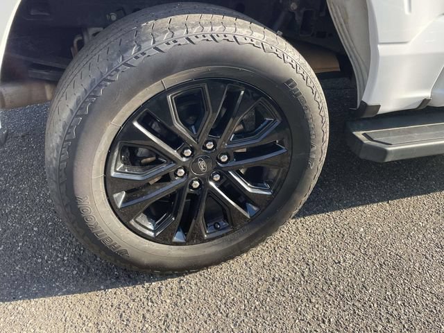 Certified 2024 Ford F150 Lariat w/ Equipment Group 502A High AWD/4WD image 8