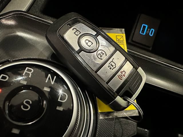 Certified 2024 Ford Edge ST-Line AWD/4WD image 16