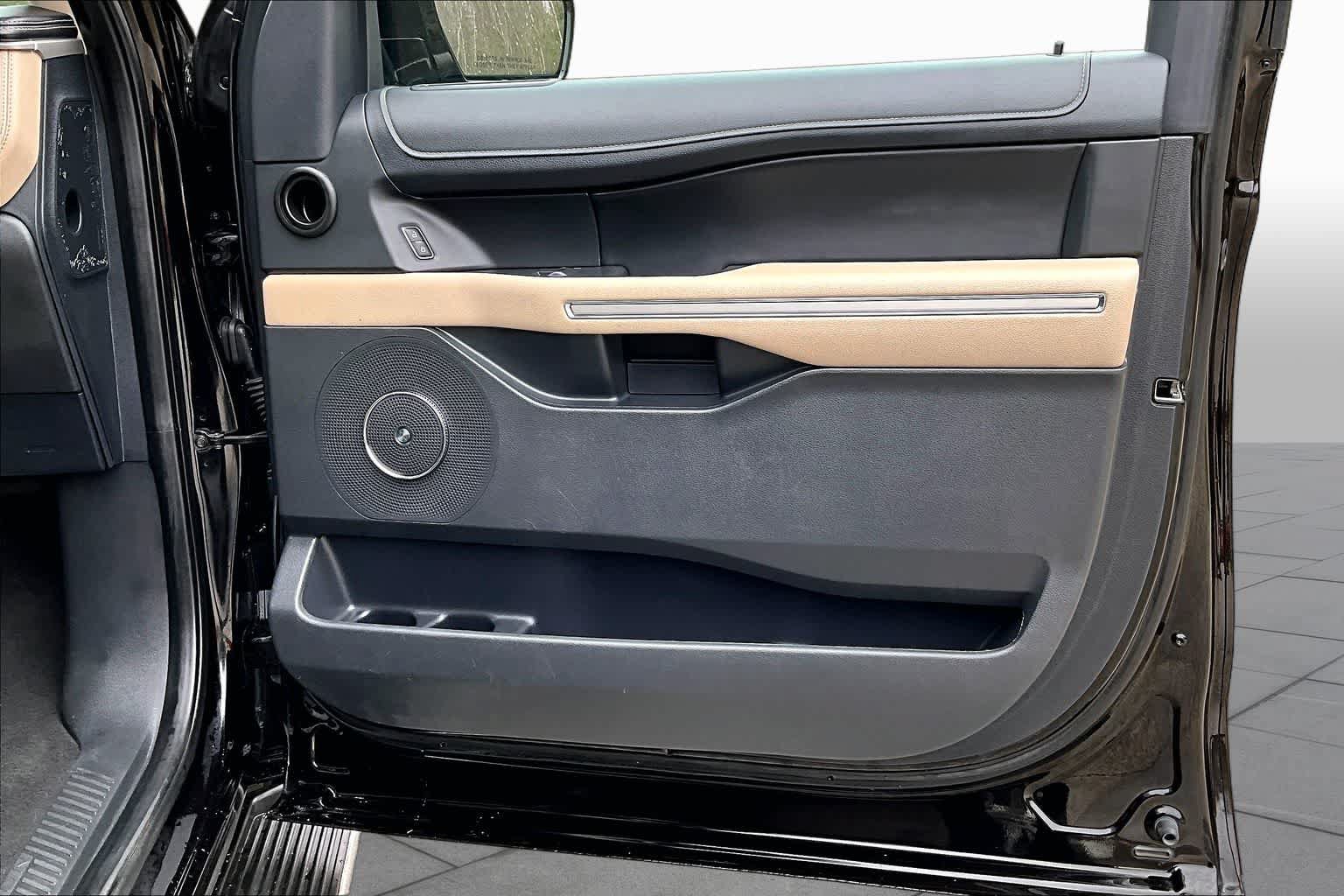 Certified 2023 Ford Expedition Max Limited AWD/4WD image 23