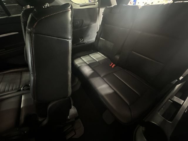 Certified 2025 Ford Explorer ST-Line w/ ST-Line Street Pack AWD/4WD image 31