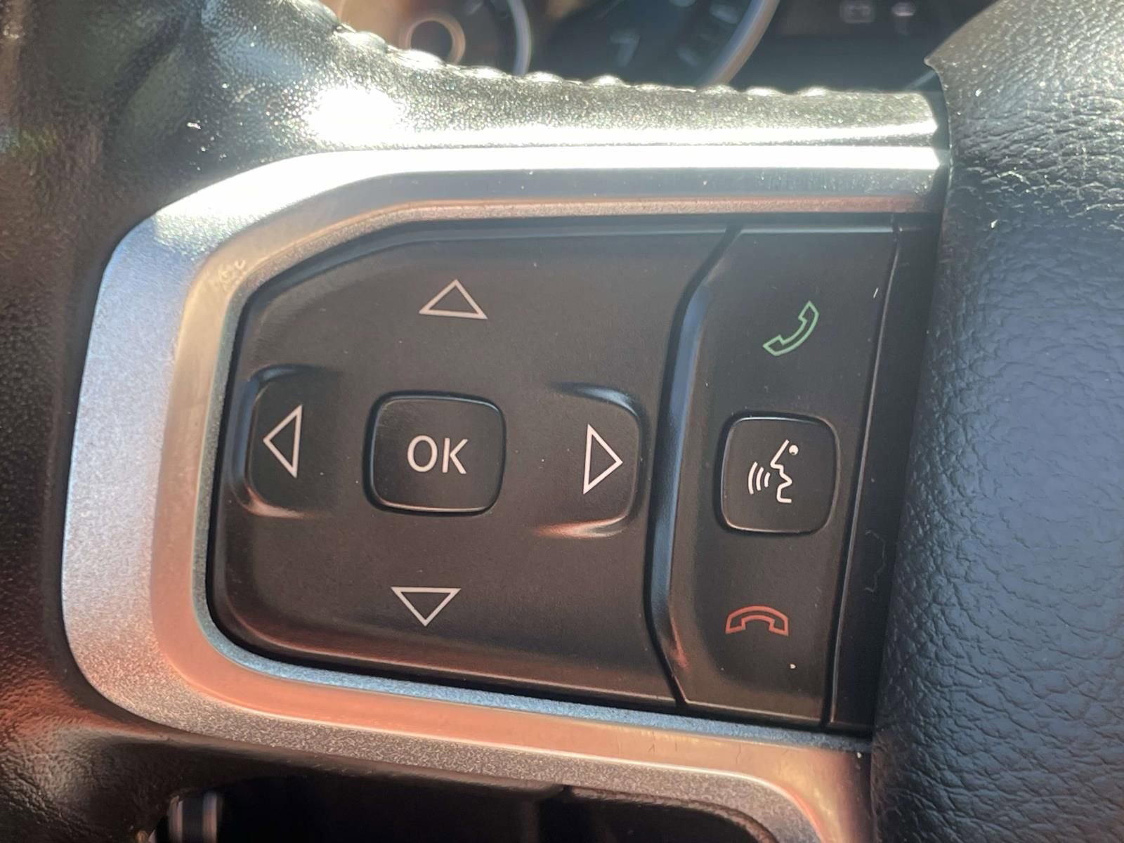 Used 2020 RAM 1500 Laramie image 26