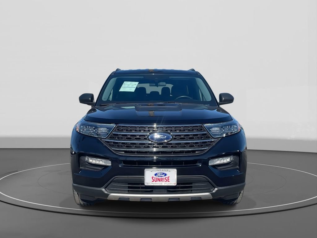 Certified 2022 Ford Explorer XLT w/ Equipment Group 202A image 5