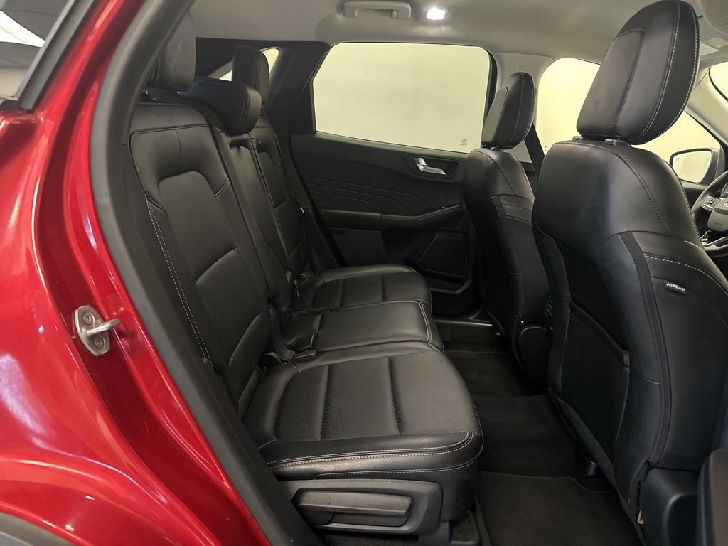 Certified 2022 Ford Escape SEL image 39