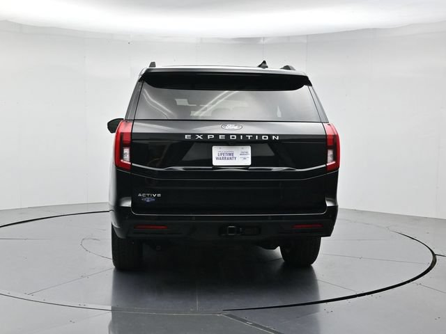 Certified 2025 Ford Expedition Active AWD/4WD image 8