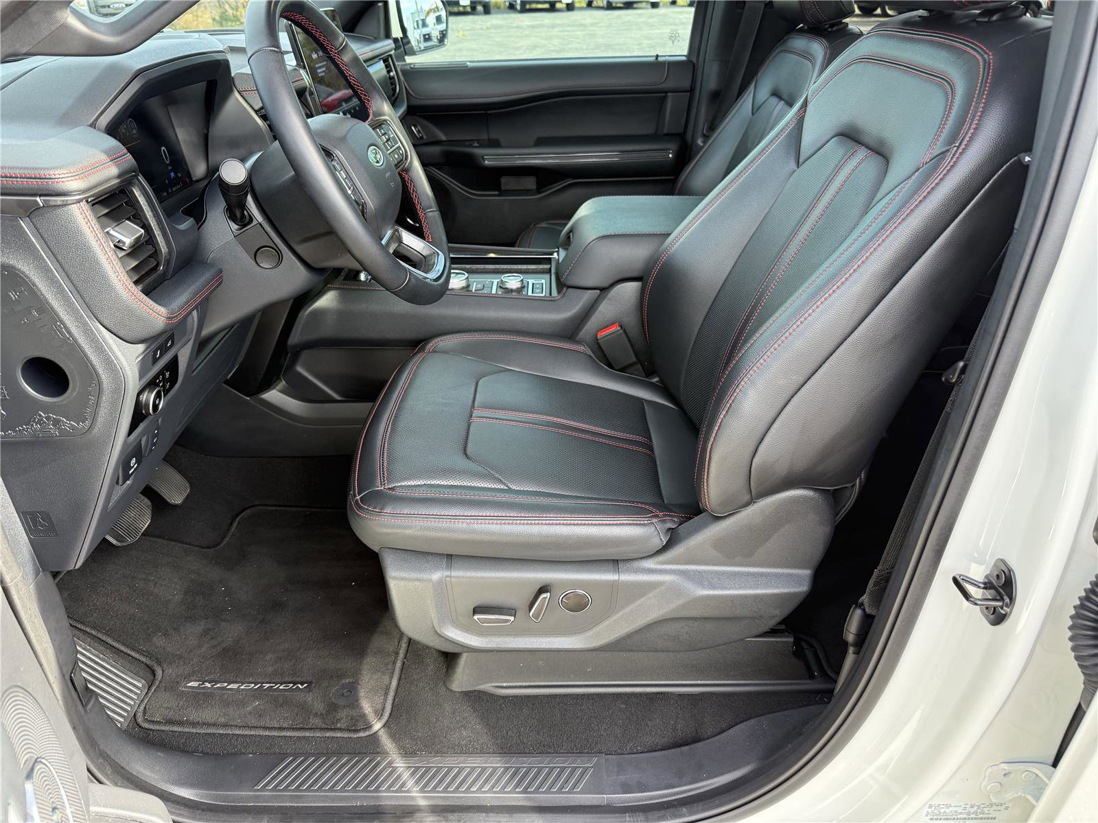 Certified 2024 Ford Expedition Max Limited image 10