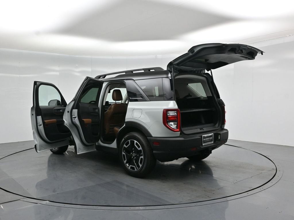 Certified 2022 Ford Bronco Sport Outer Banks w/ Tech Package AWD/4WD image 38