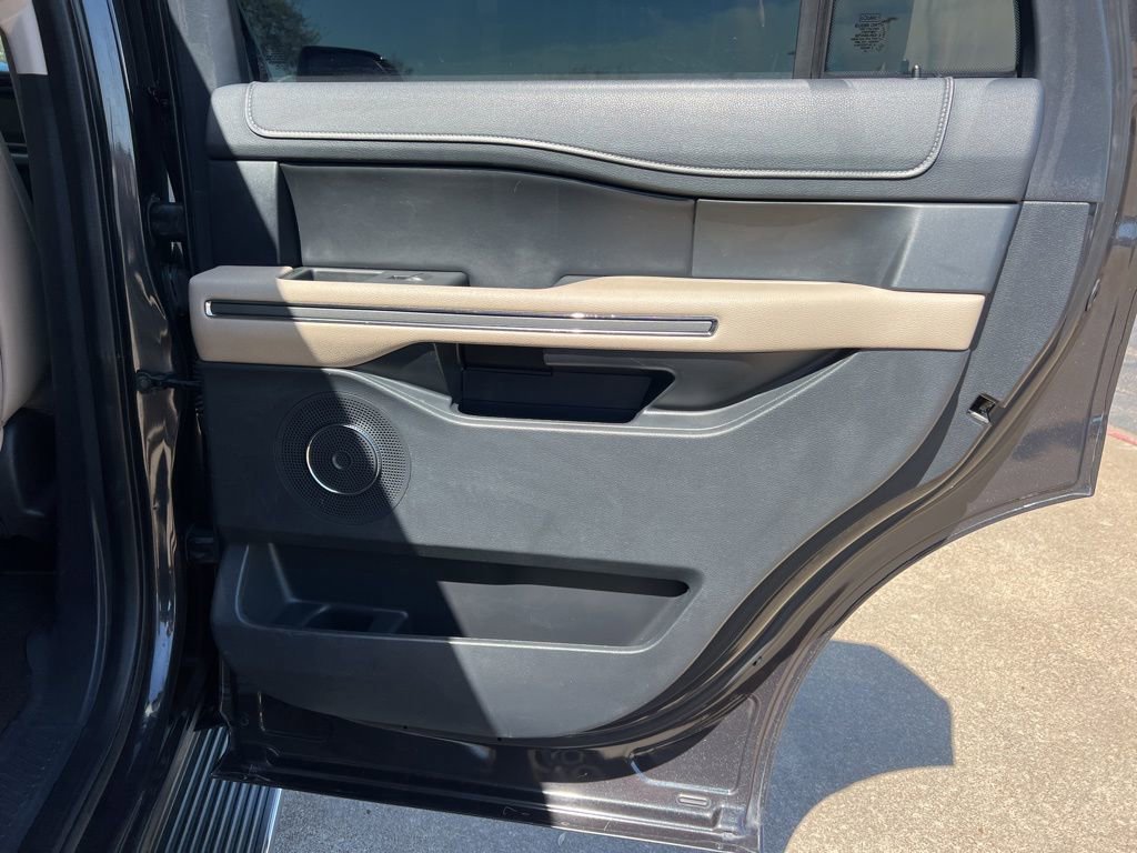 Certified 2022 Ford Expedition XLT image 14