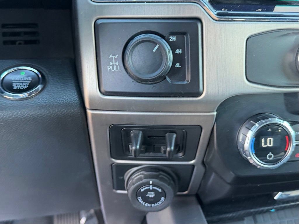 Certified 2022 Ford F350 Platinum w/ FX4 Off-Road Package AWD/4WD image 23