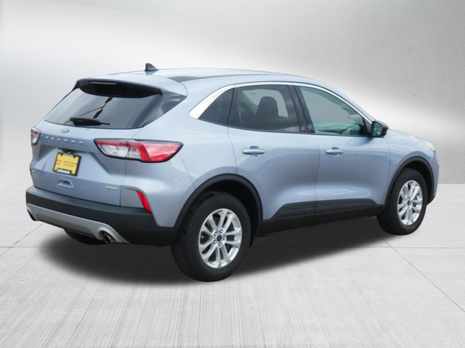 Certified 2022 Ford Escape SE w/ Cold Weather Package image 5