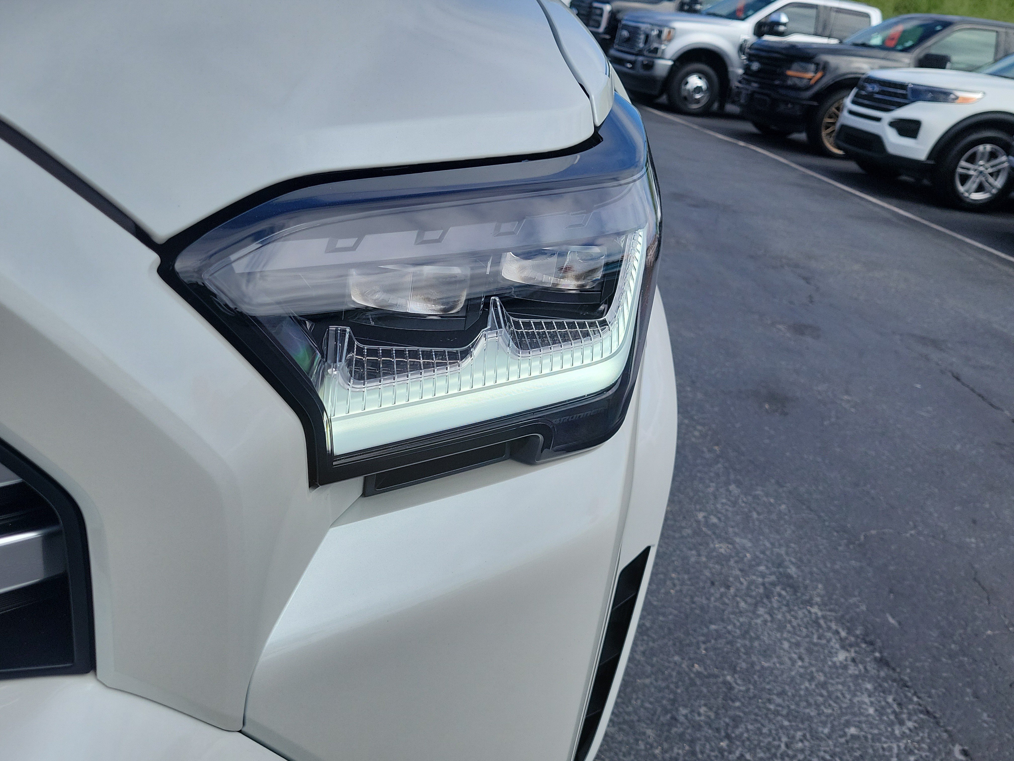 Used 2026 Toyota 4Runner Limited AWD/4WD image 3