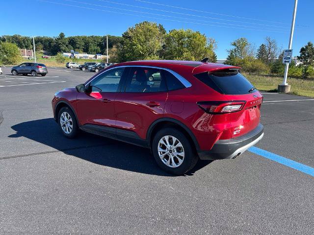Certified 2023 Ford Escape Active w/ Tech Pack #1 AWD/4WD image 3