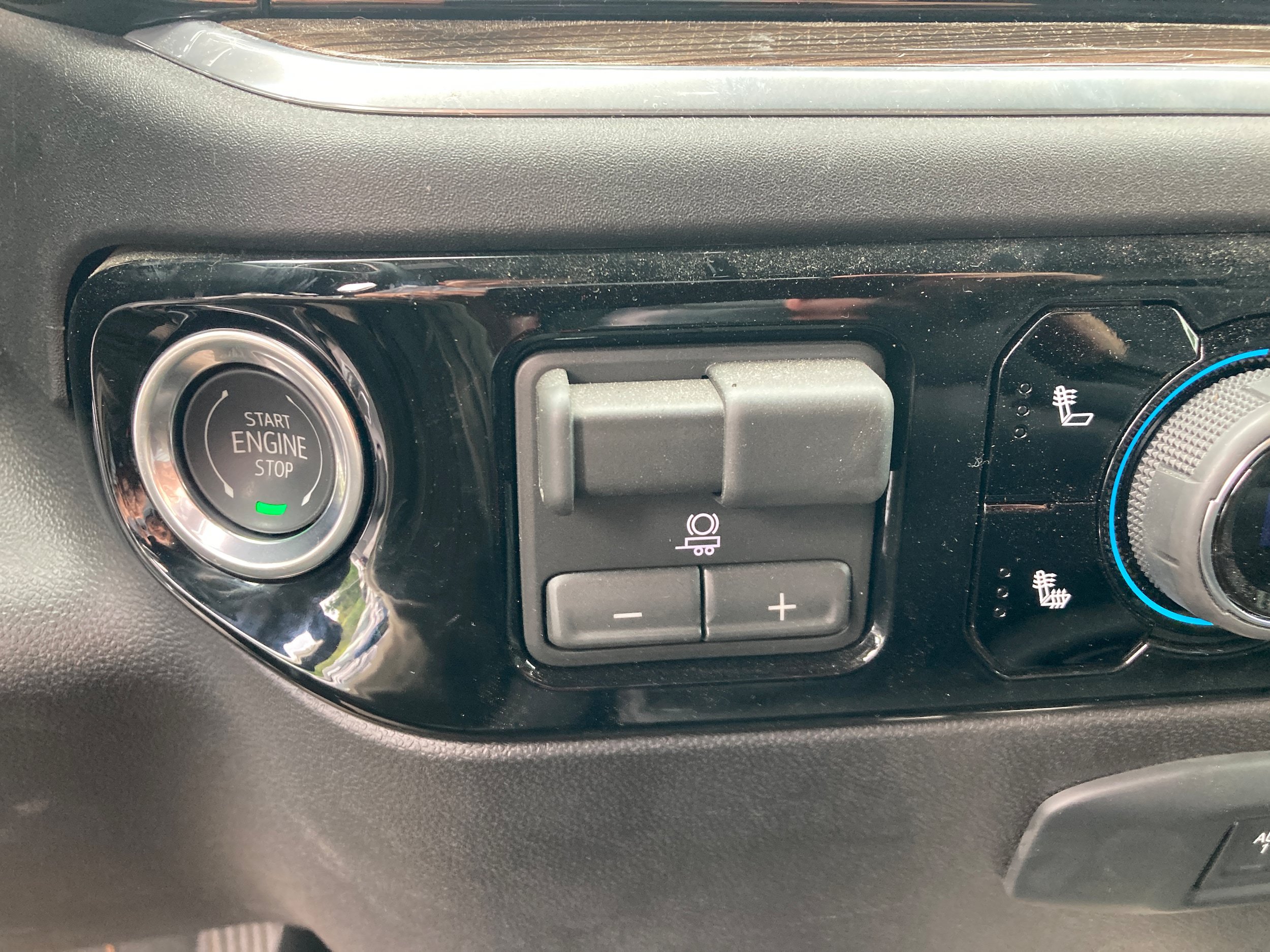 Used 2026 Chevrolet Silverado 3500 LT AWD/4WD image 16
