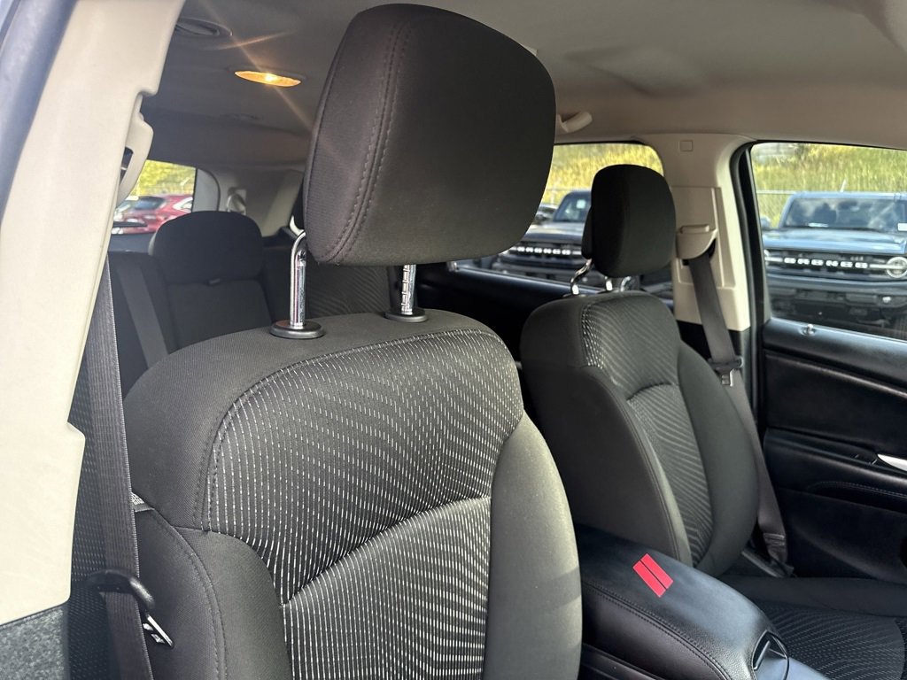 Used 2020 Dodge Journey SE w/ SE Popular Equipment Group image 27