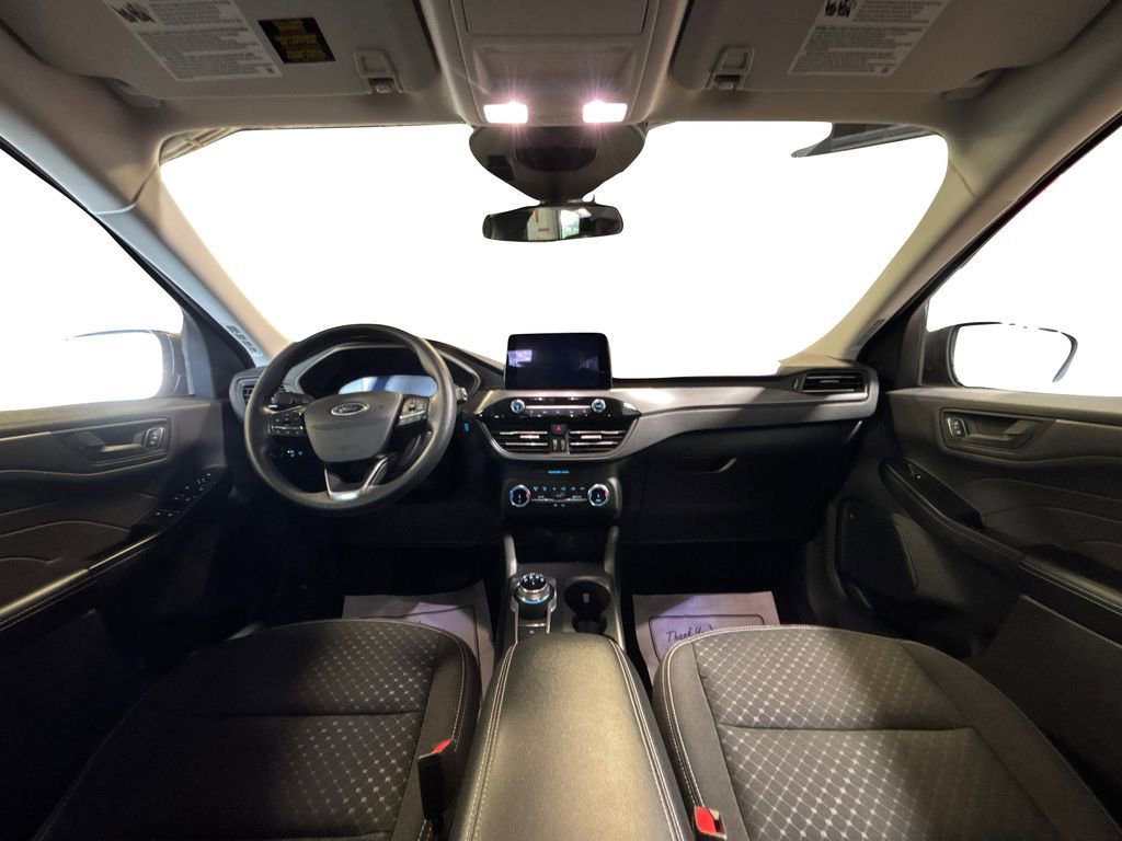 Certified 2025 Ford Escape Active AWD/4WD image 21