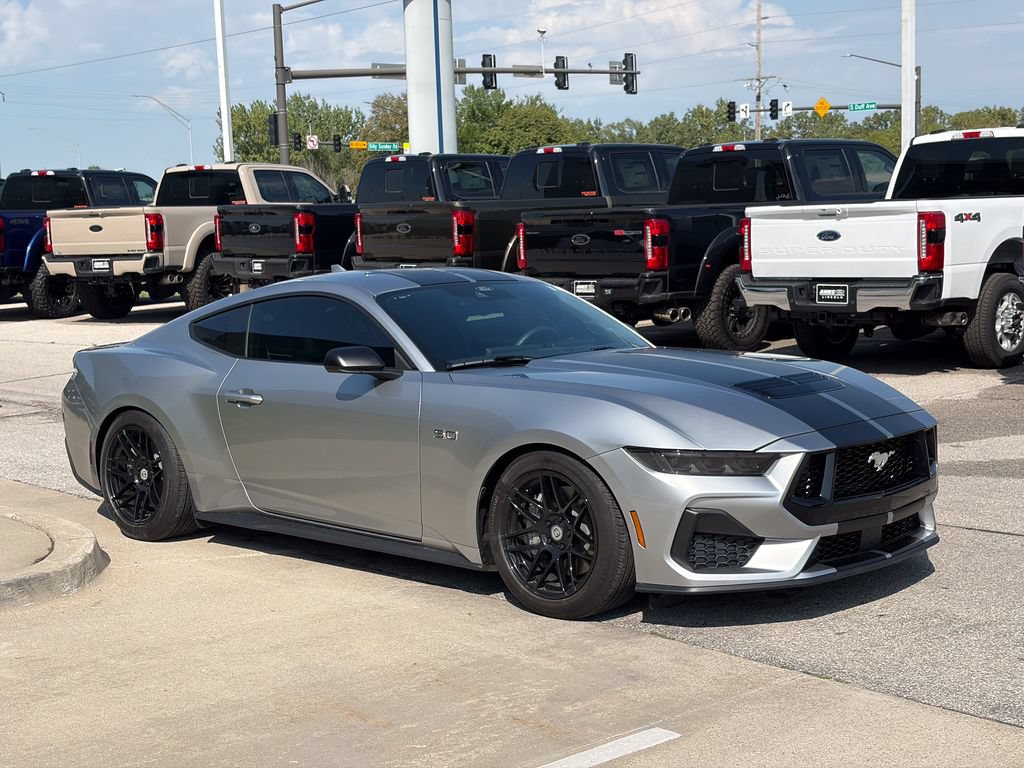 Certified 2025 Ford Mustang GT RWD image 7