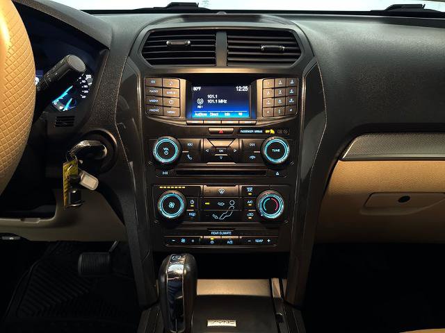 Certified 2017 Ford Explorer FWD image 24
