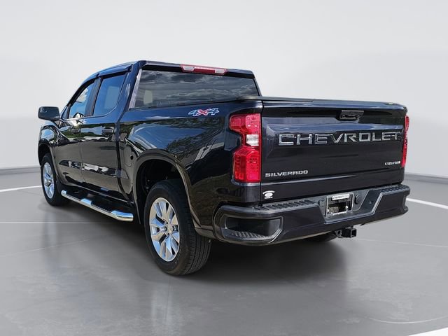 Used 2022 Chevrolet Silverado 1500 Custom image 3