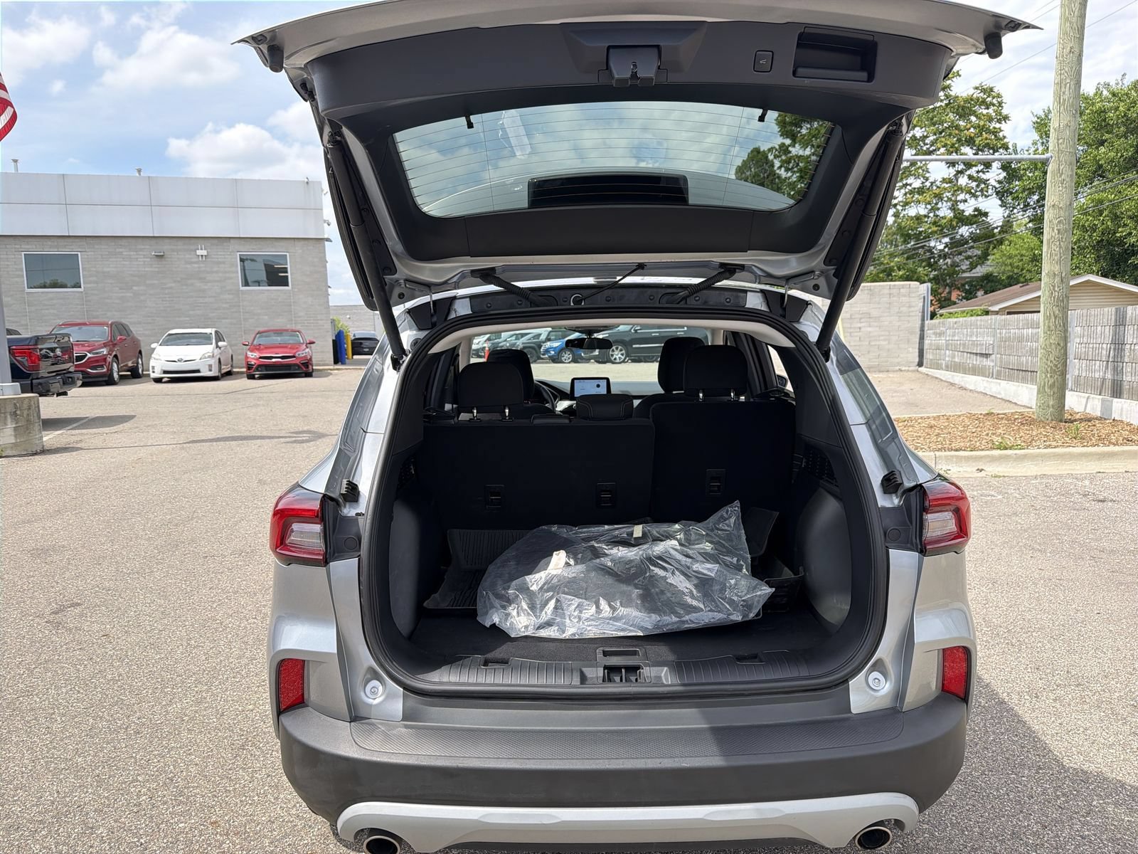 Certified 2024 Ford Escape Active AWD/4WD image 33
