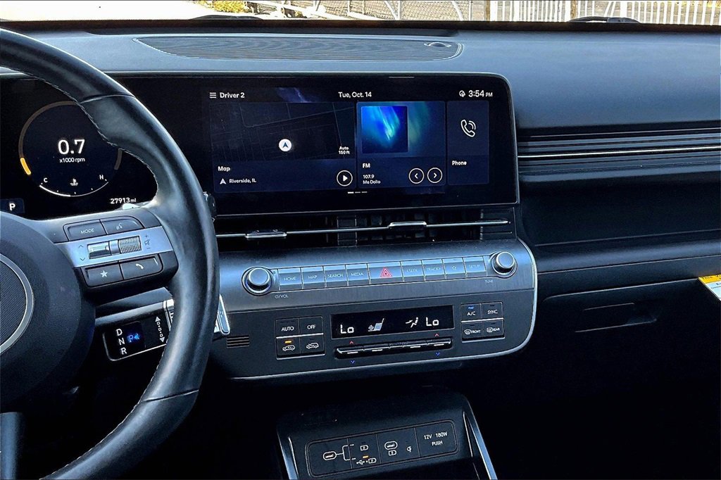 Used 2024 Hyundai Kona Limited image 6