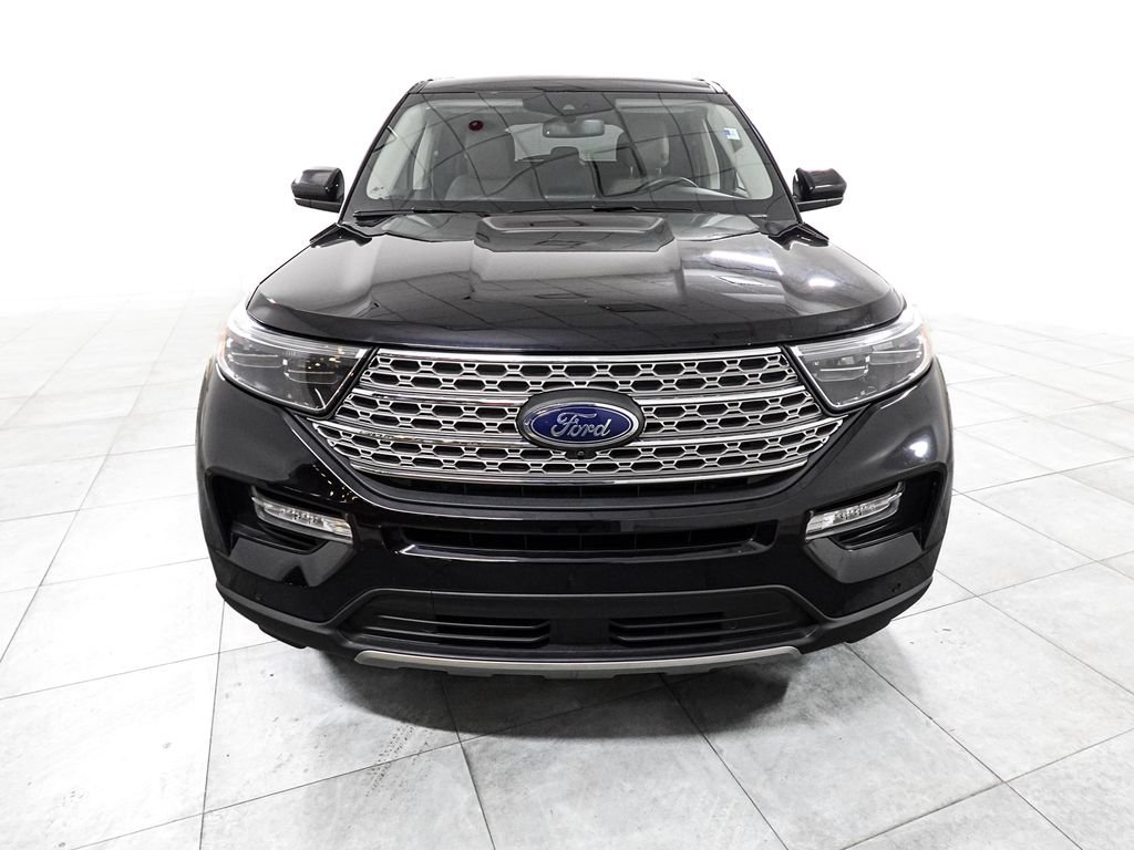 Certified 2023 Ford Explorer Limited AWD/4WD image 3
