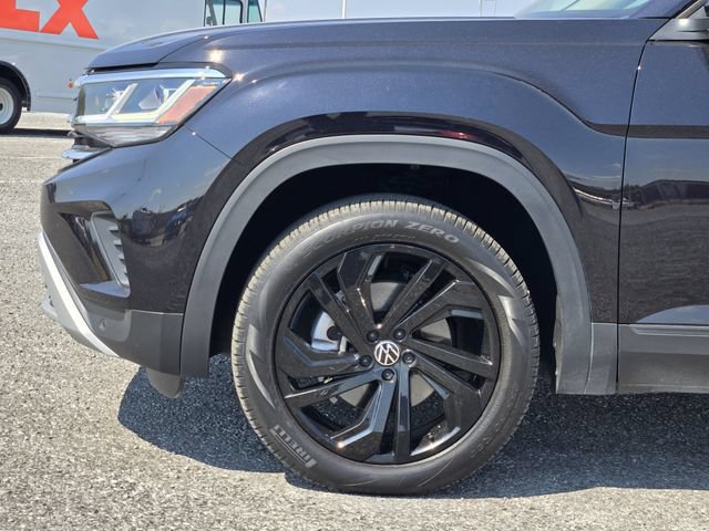 Used 2023 Volkswagen Atlas SE w/ Black Wheel Package AWD/4WD image 9