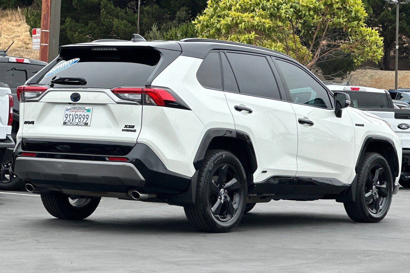 Used 2021 Toyota RAV4 XSE AWD/4WD image 5