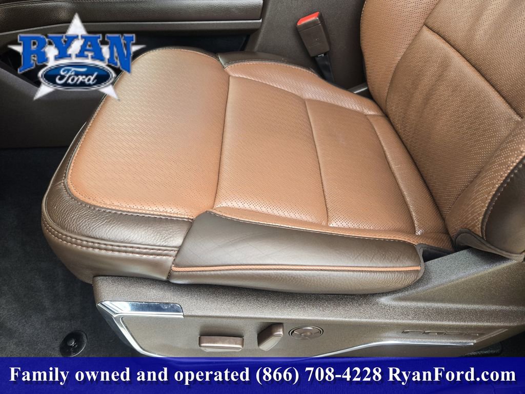 Certified 2025 Ford F250 King Ranch w/ FX4 Off-Road Package AWD/4WD image 17