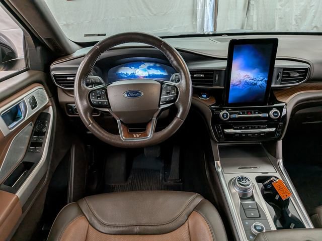 Certified 2021 Ford Explorer King Ranch w/ Premium Technology Package image 28