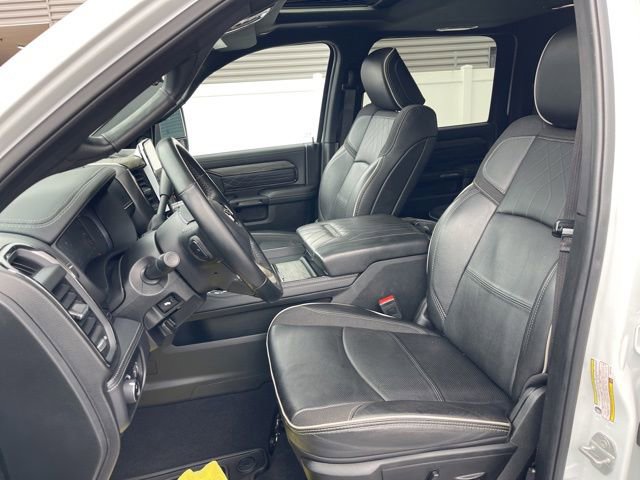 Used 2025 RAM 2500 Limited AWD/4WD image 16