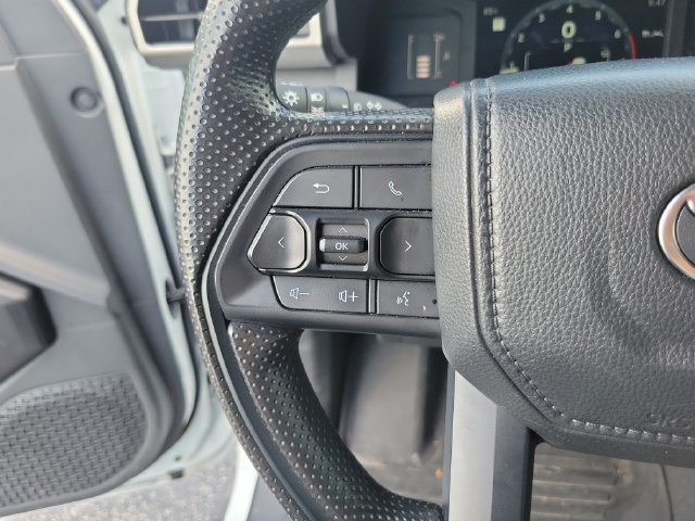 Used 2024 Toyota Tacoma SR5 RWD image 23