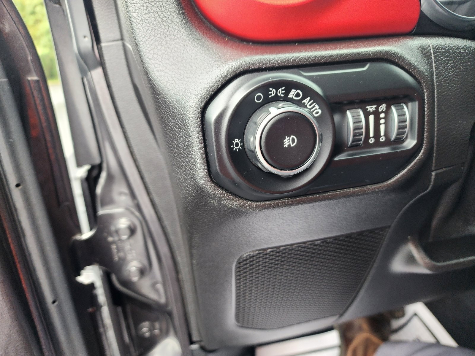 Used 2020 Jeep Wrangler Unlimited Rubicon AWD/4WD image 19