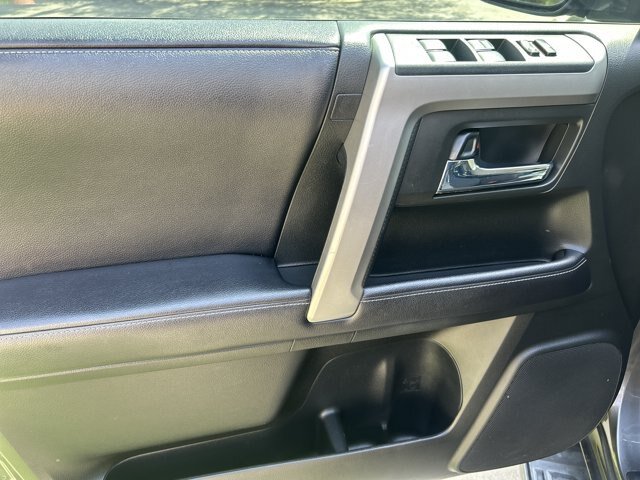 Used 2018 Toyota 4Runner SR5 RWD image 21