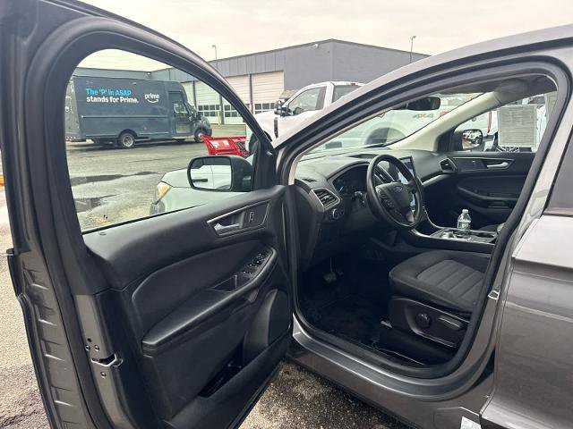 Certified 2022 Ford Edge SE image 6