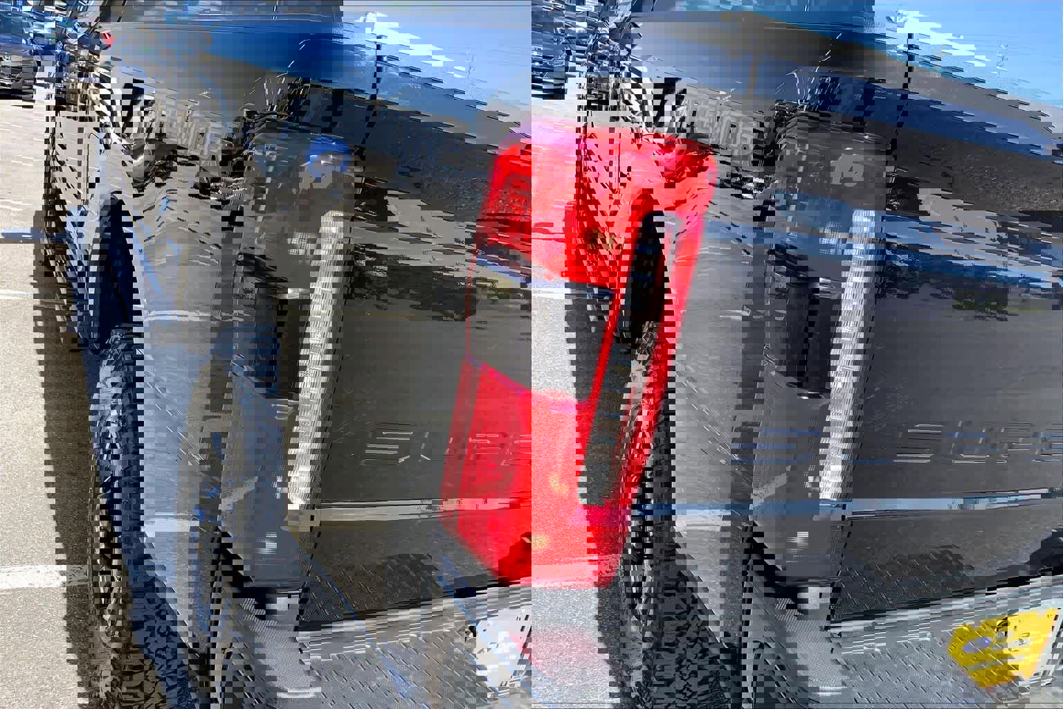 Certified 2024 Ford F350 Lariat w/ Tremor Off-Road Package image 29