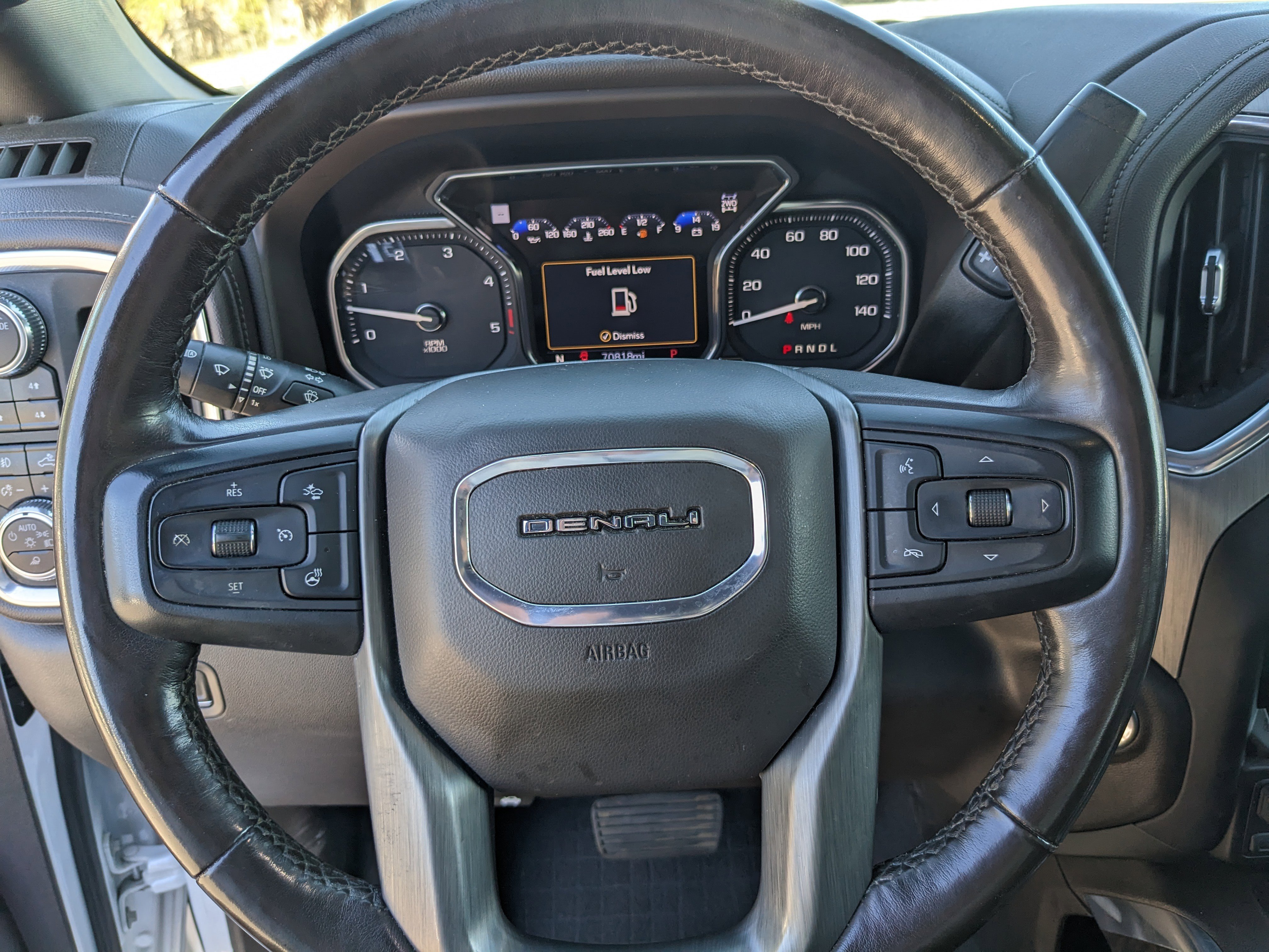 Used 2022 GMC Sierra 2500 Denali image 28