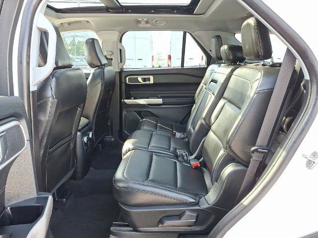Certified 2022 Ford Explorer XLT AWD/4WD image 11