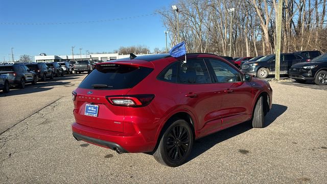 Certified 2024 Ford Escape ST-Line Elite w/ Premium Technology Package image 5