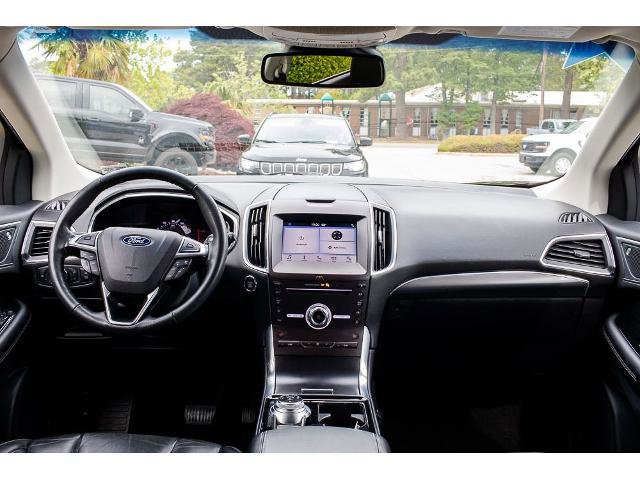 Certified 2019 Ford Edge Titanium AWD/4WD image 12