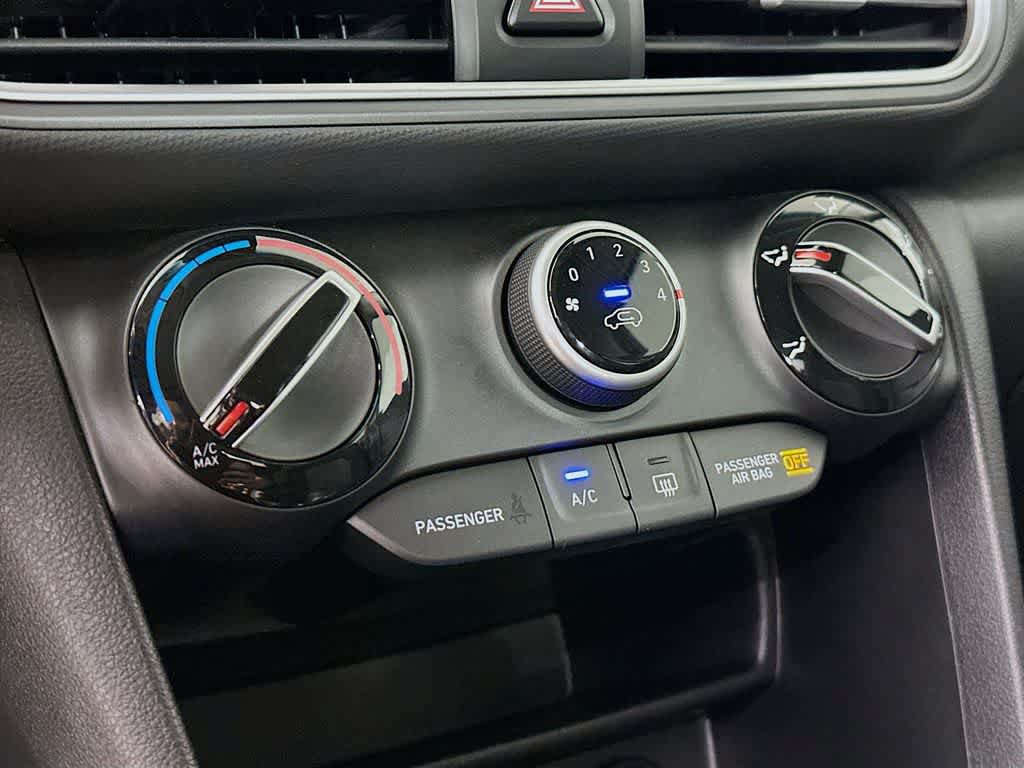 Used 2020 Hyundai Kona SEL FWD image 16