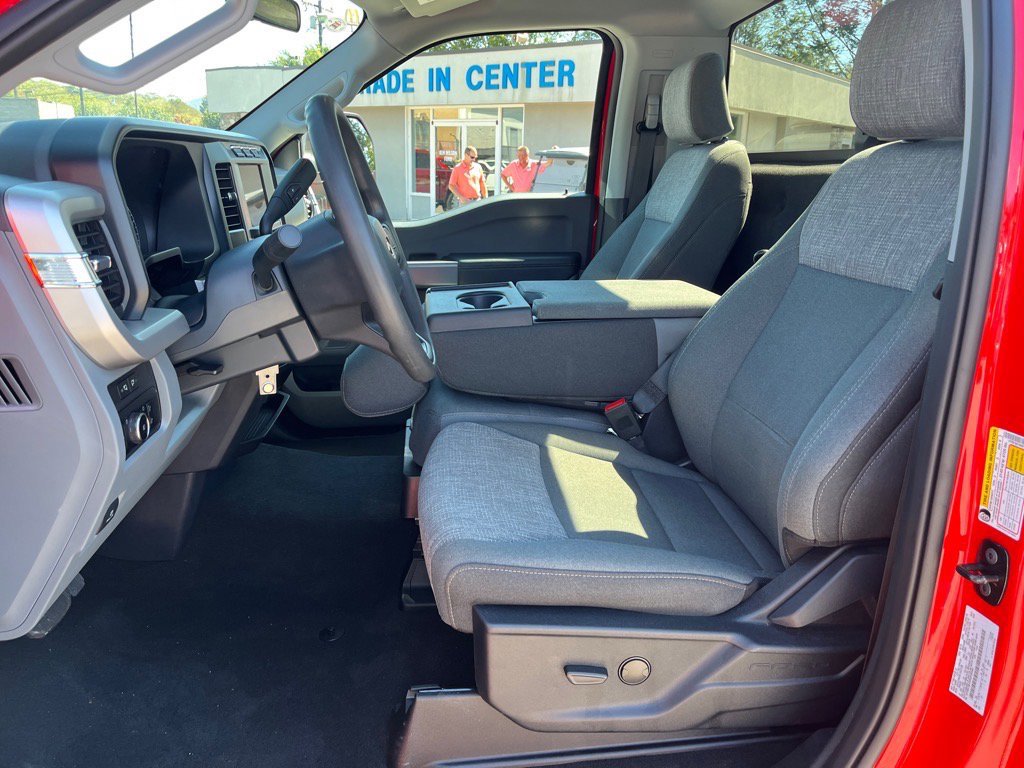 Certified 2024 Ford F350 XLT w/ FX4 Off-Road Package image 18