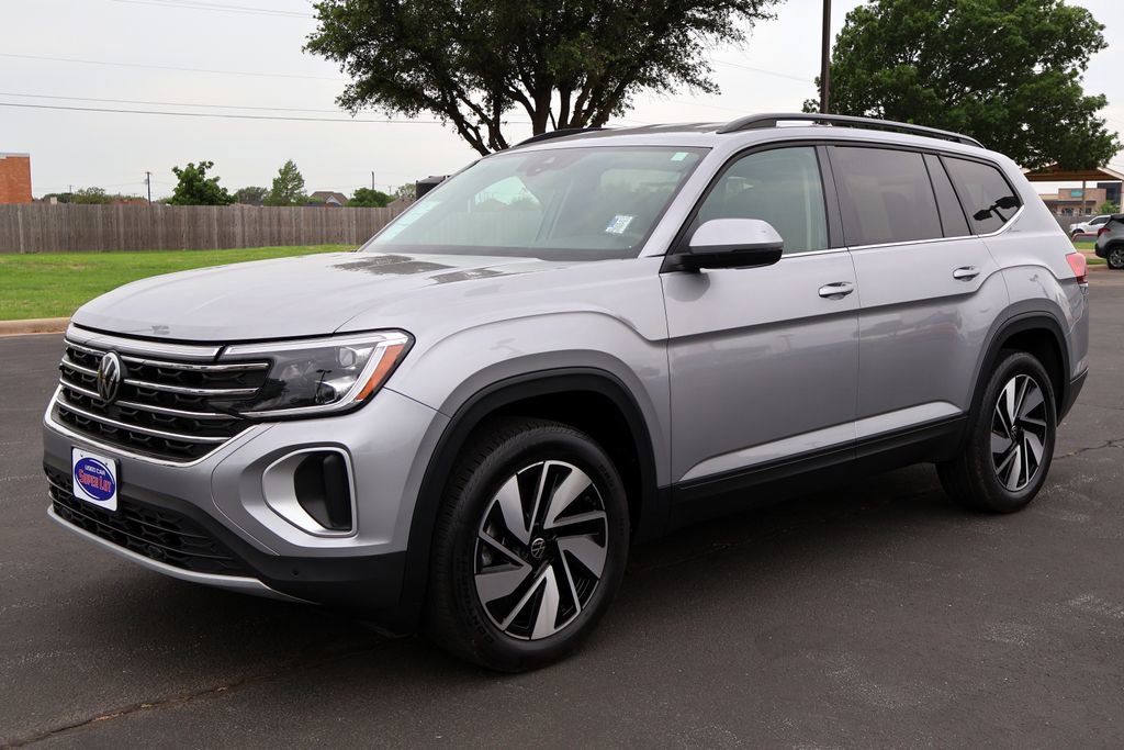 Used 2025 Volkswagen Atlas SE FWD image 8
