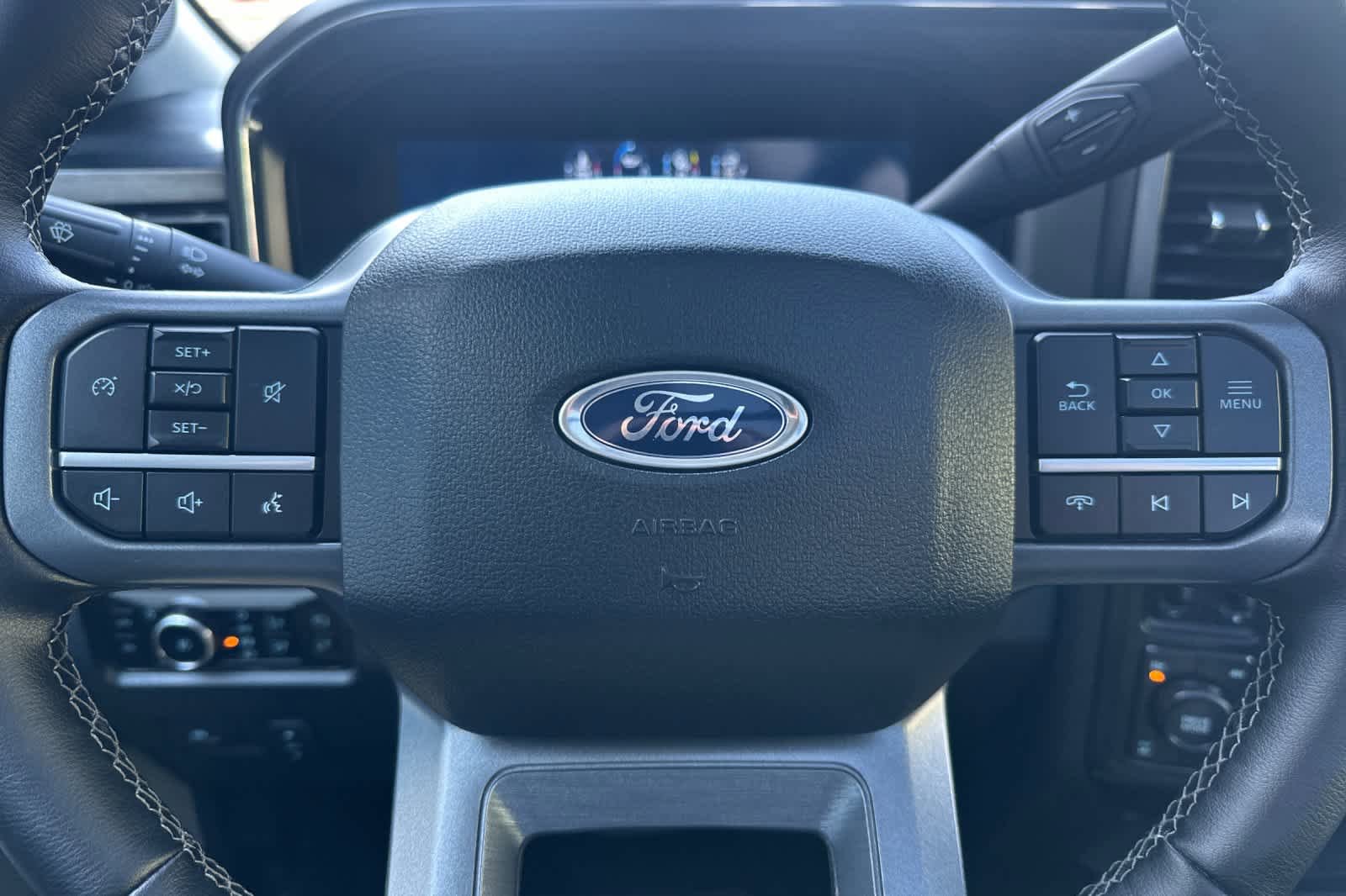 Certified 2025 Ford F350 Lariat w/ Camper Package AWD/4WD image 23