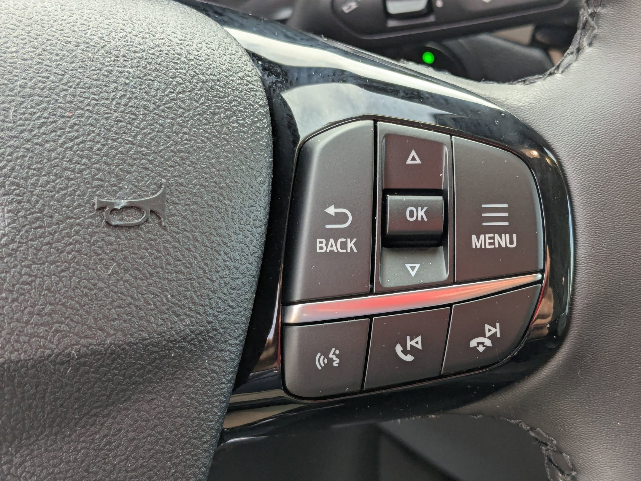 Certified 2022 Ford Escape SEL image 18