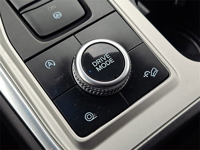 Certified 2023 Ford Explorer XLT w/ Equipment Group 202A image 18