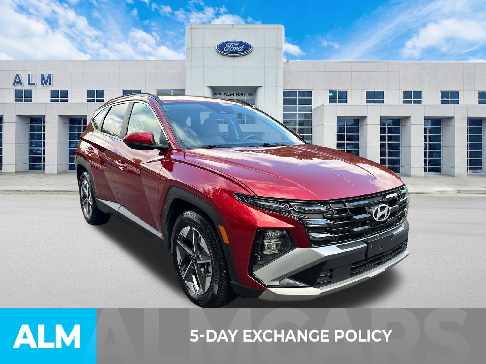 Used 2025 Hyundai Tucson SEL FWD image 3
