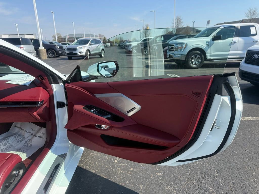 Used 2020 Chevrolet Corvette Stingray Premium Cpe w/ 3LT Preferred Equipment Group image 43