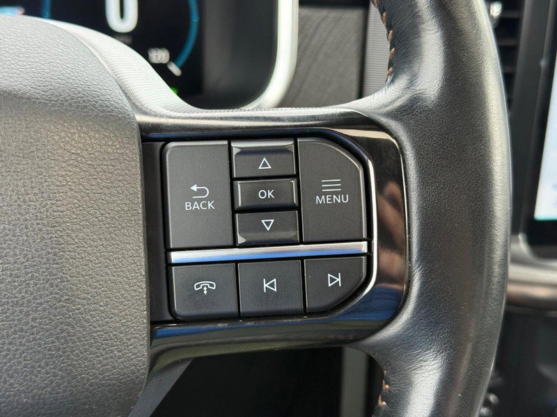 Certified 2022 Ford F150 Platinum w/ Equipment Group 701A High image 19