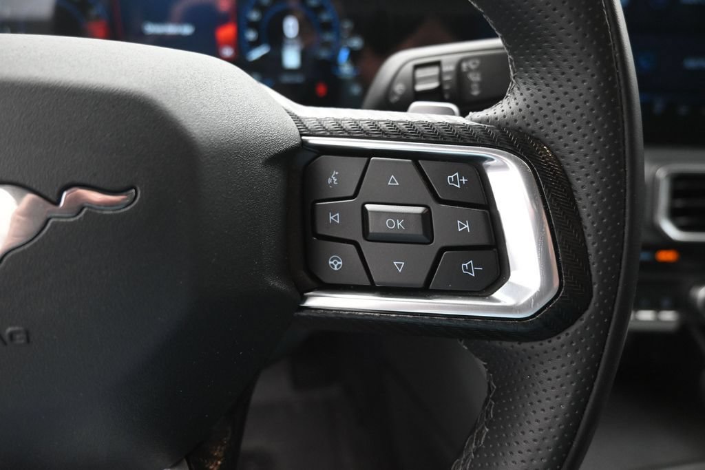 Certified 2025 Ford Mustang GT Premium RWD image 2