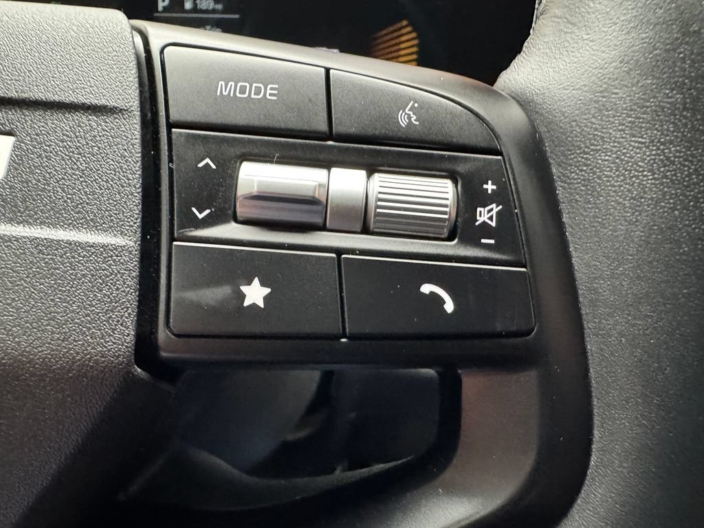 Used 2026 Kia Sportage LX FWD image 15